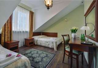 Отель Hotel Mateo Stopnica Двухместный номер с 1 кроватью или 2 отдельными кроватями и собственной ванной комнатой-22
